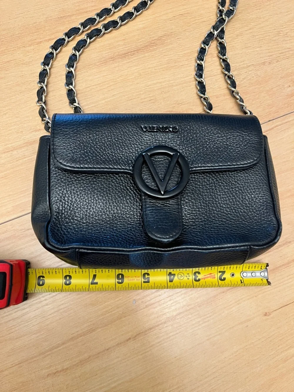 Valentino By Mario Valentino Black Pebbled Leather Shoulder Bag with Chain Strap - Picture 5 of 5